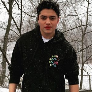 Meet your Posher, Alan